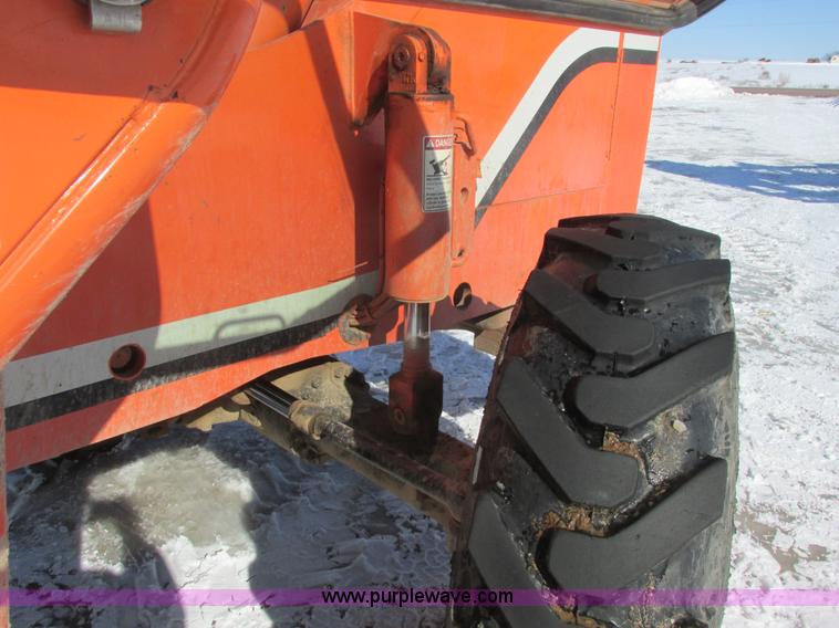 image for item G2820 2001 SkyTrac 8042 Legacy telehandler