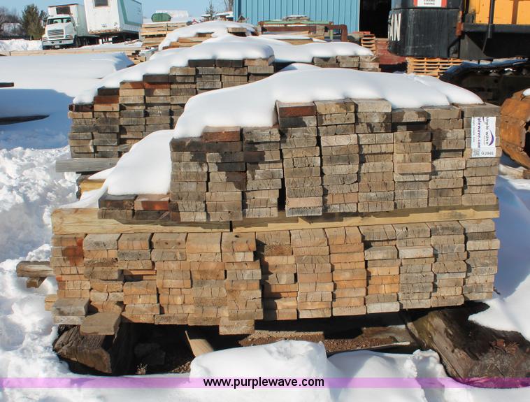 image for item G2845 Assorted non-treated lumber