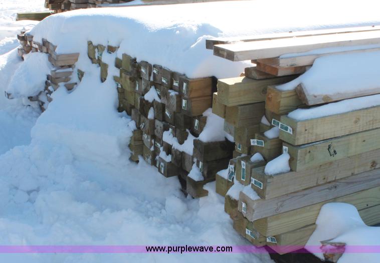 image for item G2845 Assorted non-treated lumber