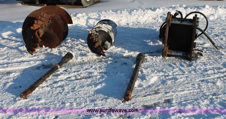 image for item G2859 Lowe SK450H auger