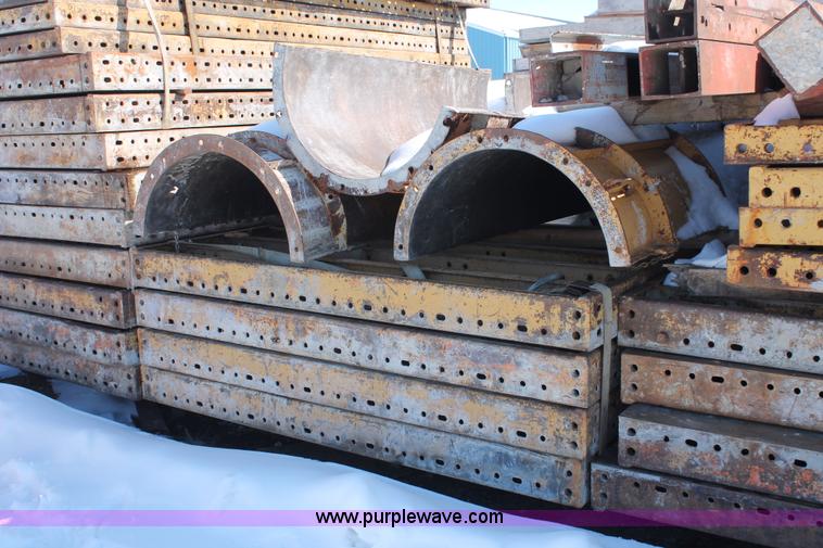 image for item G2860 Assorted Efco concrete forms