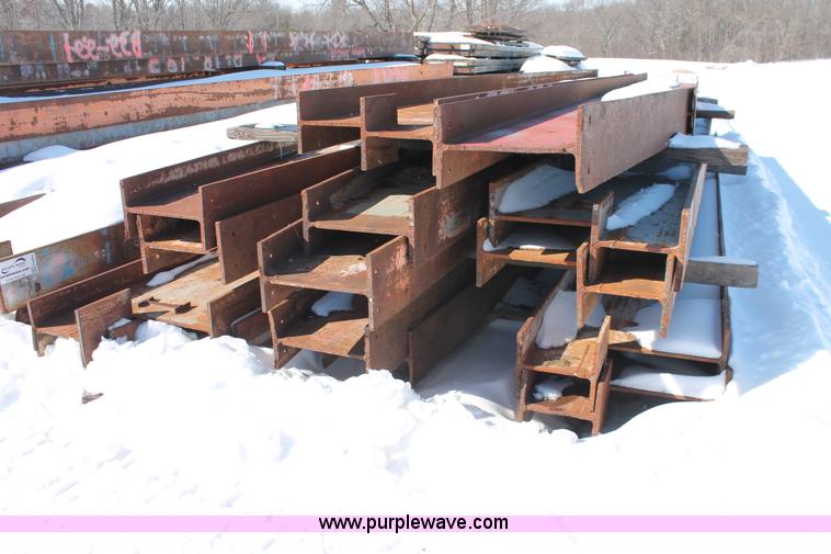 image for item G2862 (14) 32'L x 30" WF beams with 7.5' haunch