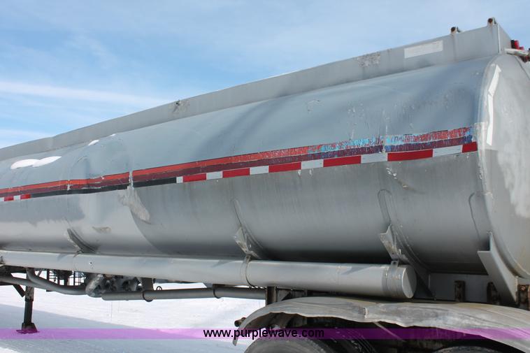image for item G2887 1983 Fruehauf 45' tandem axle aluminum tanker trailer