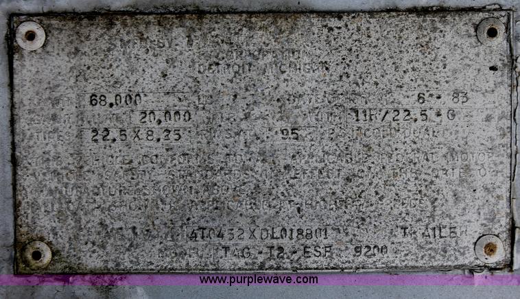 image for item G2887 1983 Fruehauf 45' tandem axle aluminum tanker trailer