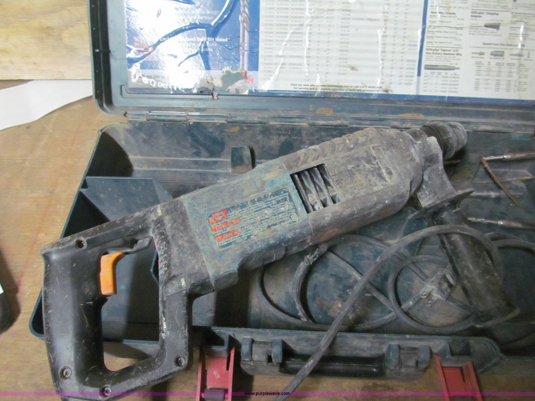 Bosch Bulldog 11224VSR hammer drill in Neillsville, WI Item G2652