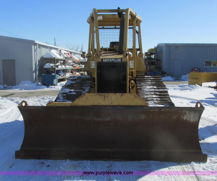image for item A8504 1996 Caterpillar D4H LGP dozer
