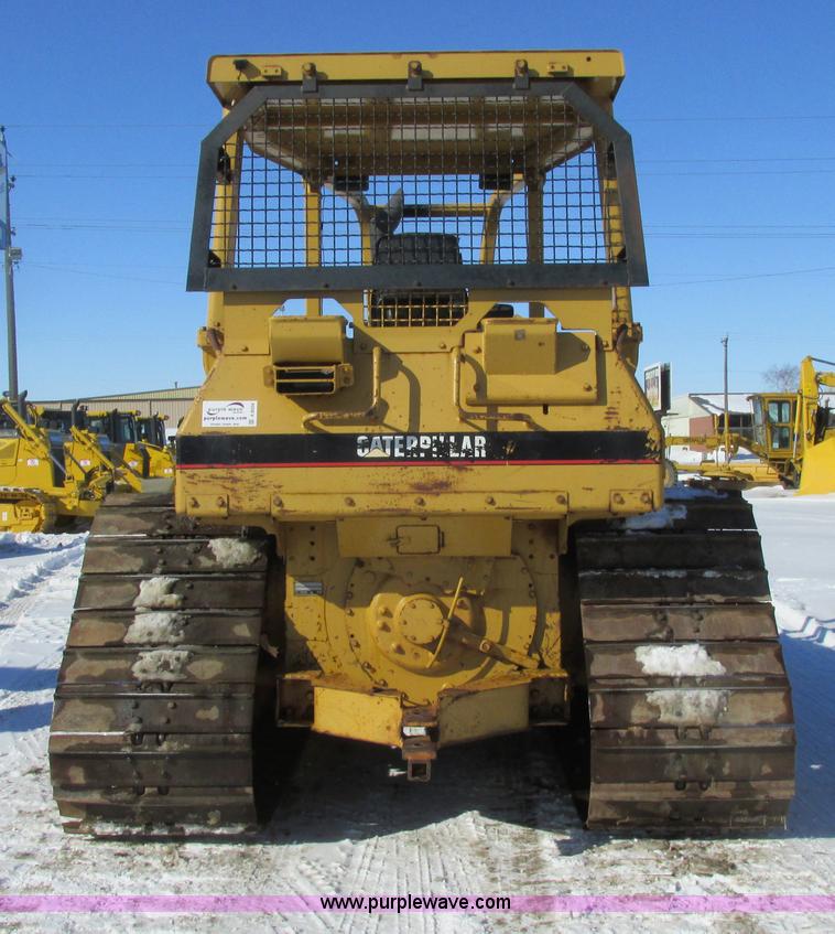 image for item A8504 1996 Caterpillar D4H LGP dozer