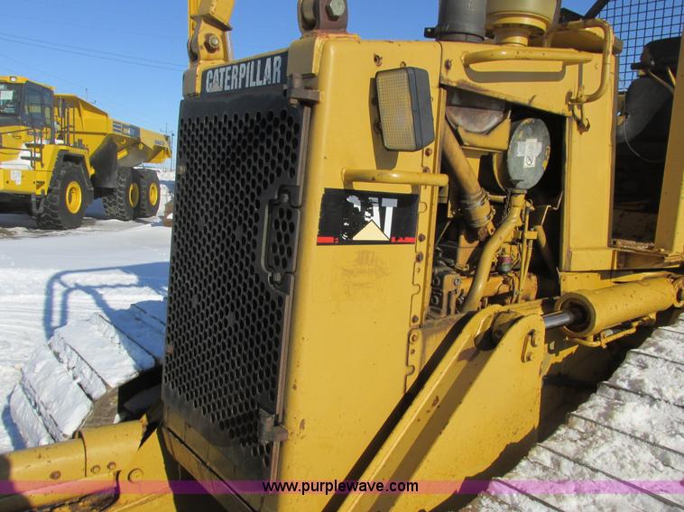 image for item A8504 1996 Caterpillar D4H LGP dozer