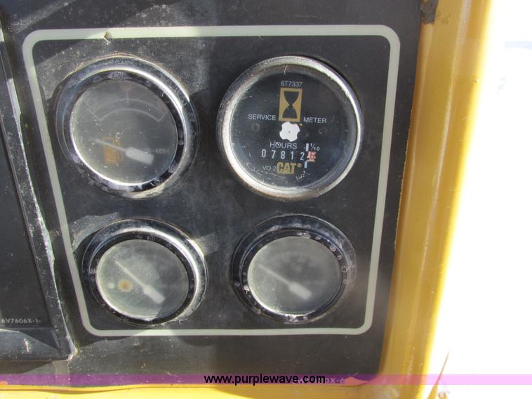 image for item A8504 1996 Caterpillar D4H LGP dozer