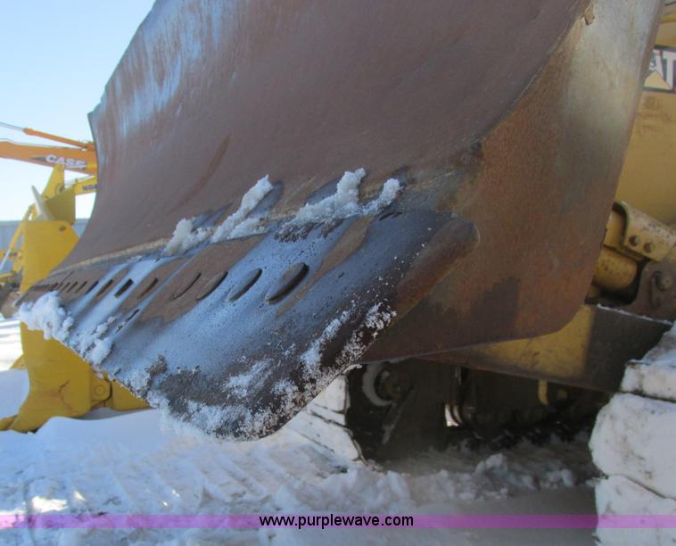 image for item A8504 1996 Caterpillar D4H LGP dozer