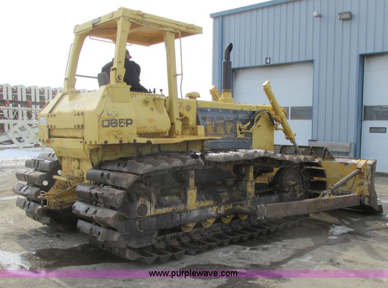 image for item A8506 1985 Komatsu D65P-8  dozer