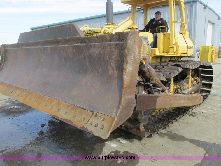 image for item A8506 1985 Komatsu D65P-8  dozer