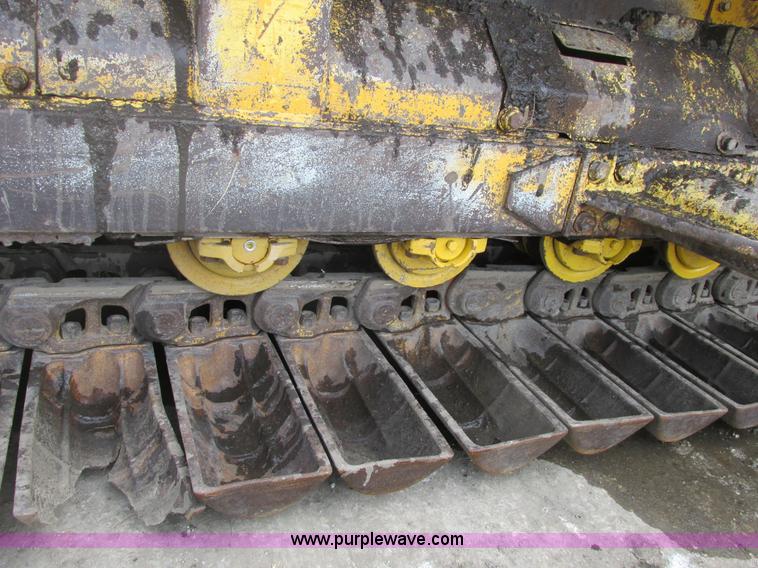 image for item A8506 1985 Komatsu D65P-8  dozer