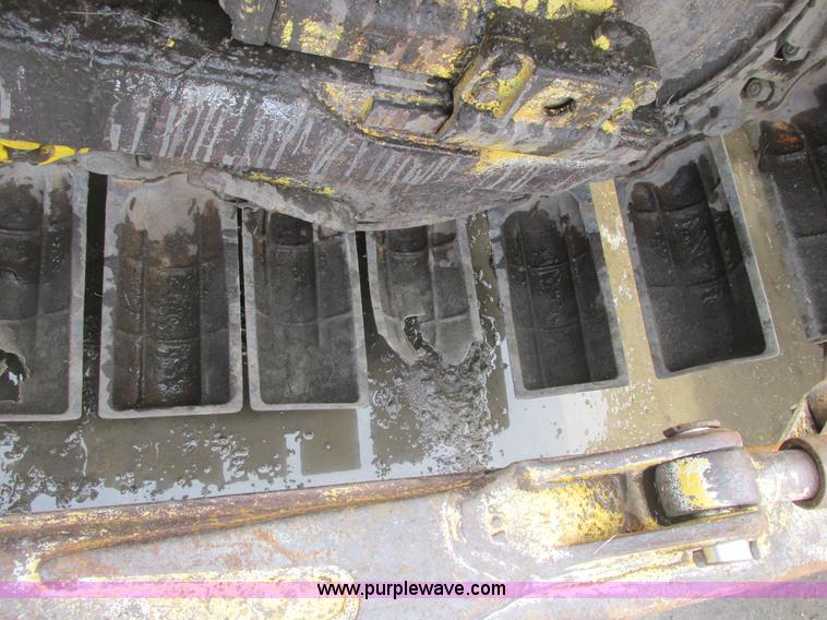 image for item A8506 1985 Komatsu D65P-8  dozer