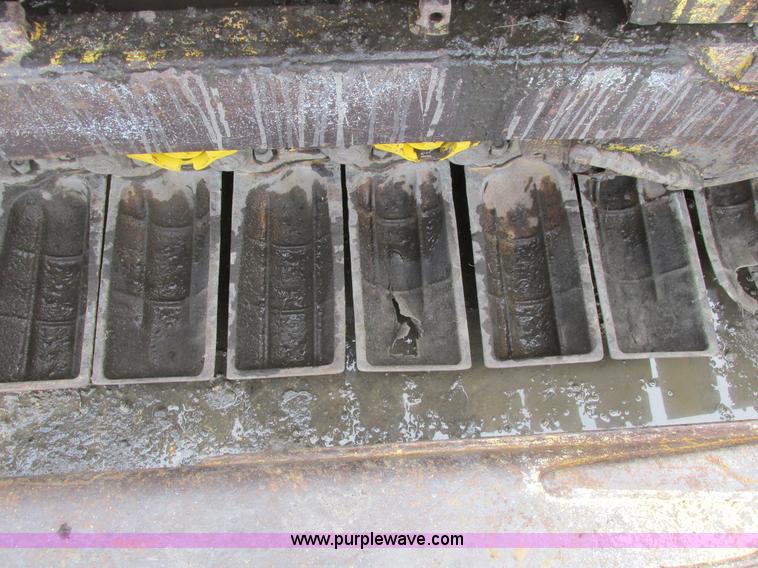 image for item A8506 1985 Komatsu D65P-8  dozer