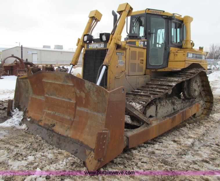 image for item D7173 2001 Caterpillar D6R XW dozer