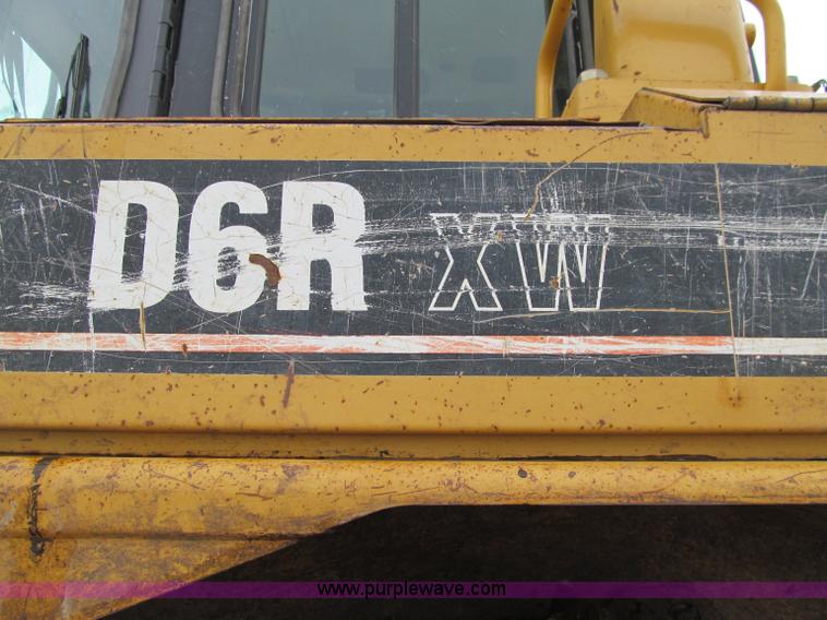 image for item D7173 2001 Caterpillar D6R XW dozer