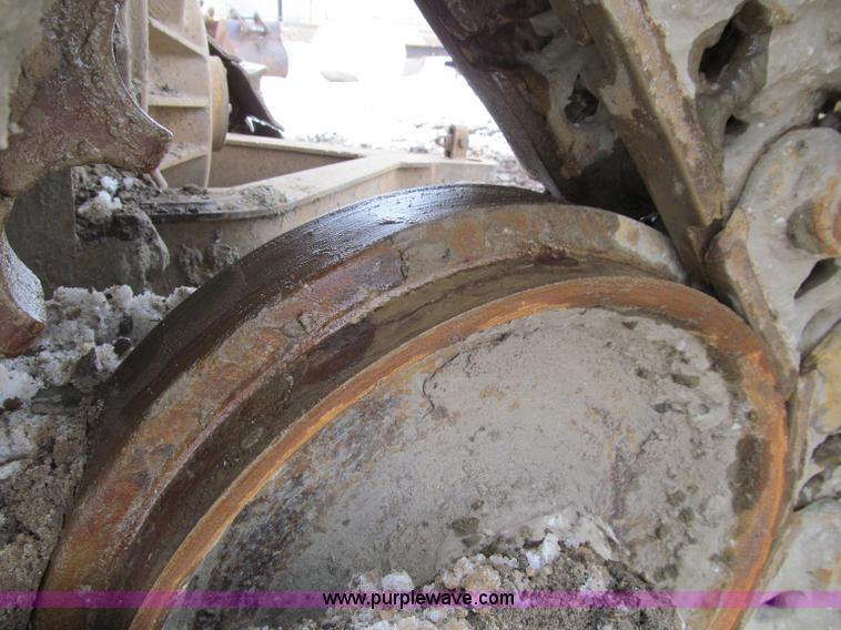 image for item D7173 2001 Caterpillar D6R XW dozer