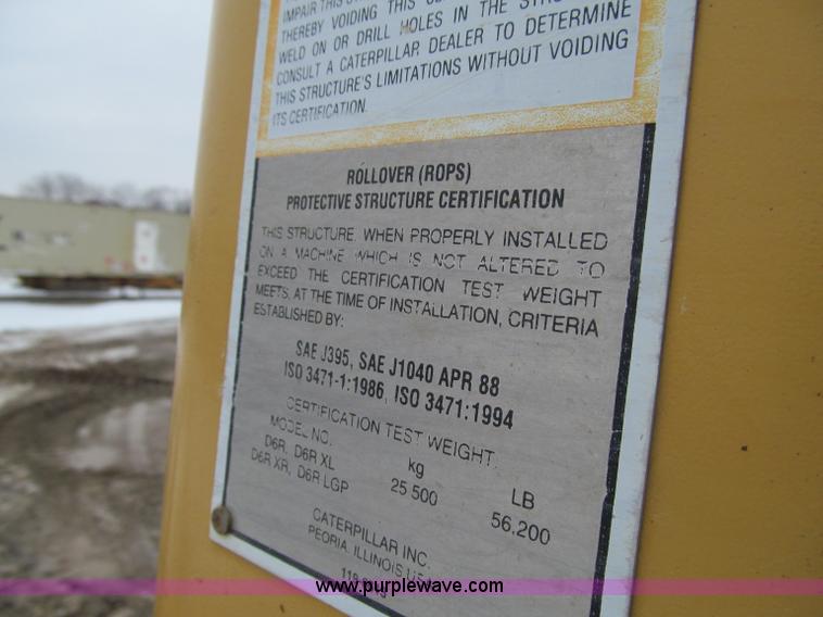 image for item D7173 2001 Caterpillar D6R XW dozer