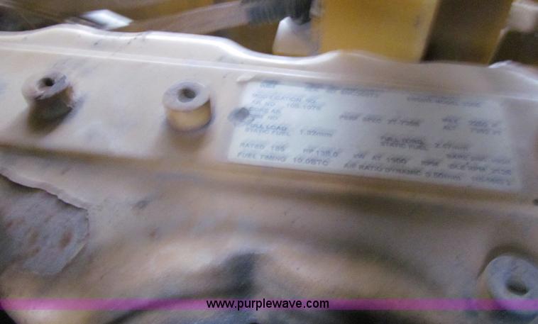 image for item D7173 2001 Caterpillar D6R XW dozer