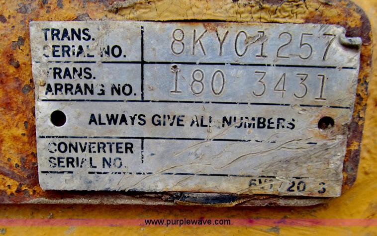 image for item D7173 2001 Caterpillar D6R XW dozer