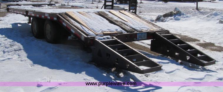 image for item D7241 1997 Trail King TK24-2400 equipment trailer