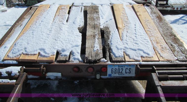 image for item D7241 1997 Trail King TK24-2400 equipment trailer