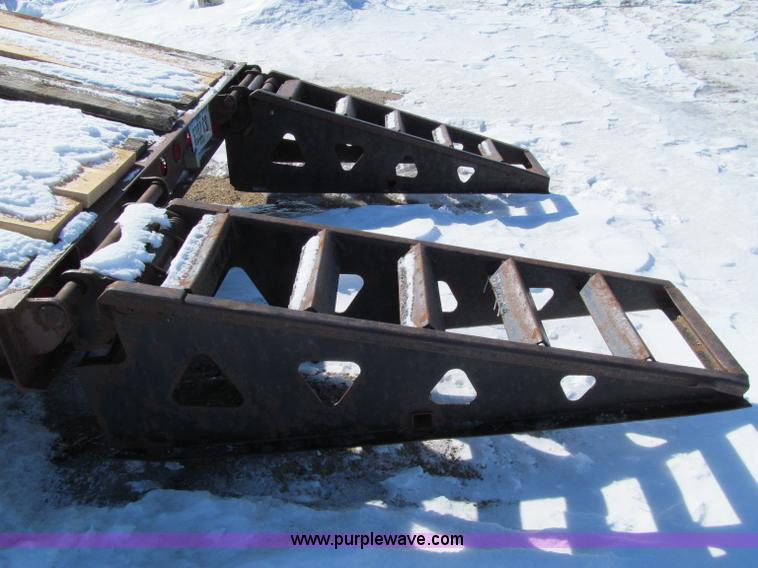 image for item D7241 1997 Trail King TK24-2400 equipment trailer