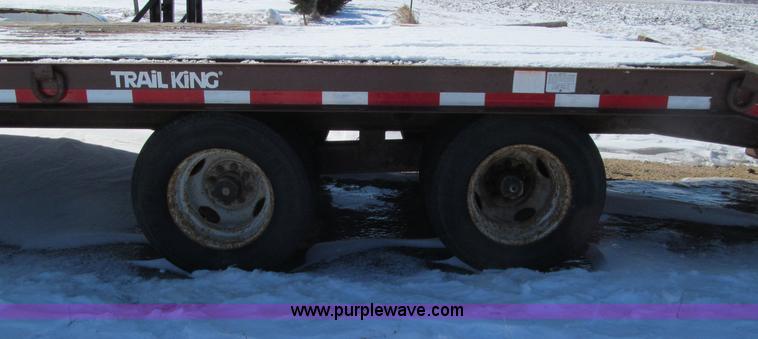 image for item D7241 1997 Trail King TK24-2400 equipment trailer