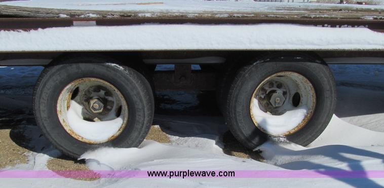 image for item D7241 1997 Trail King TK24-2400 equipment trailer