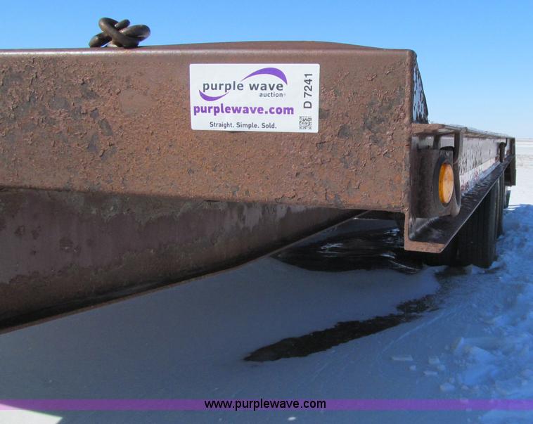 image for item D7241 1997 Trail King TK24-2400 equipment trailer