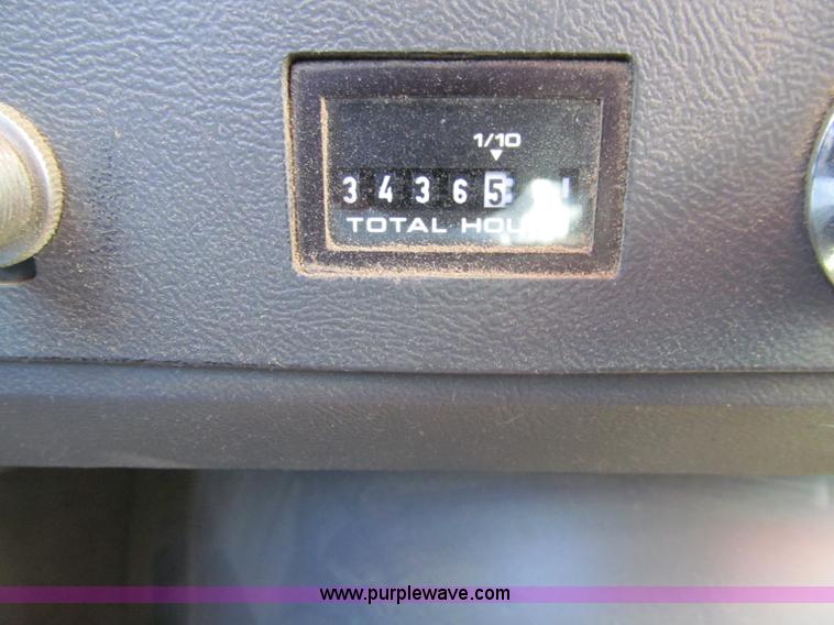 image for item D7242 1997 Ford N7000 dump truck