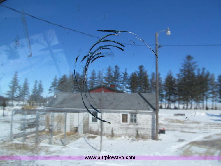 image for item D7242 1997 Ford N7000 dump truck