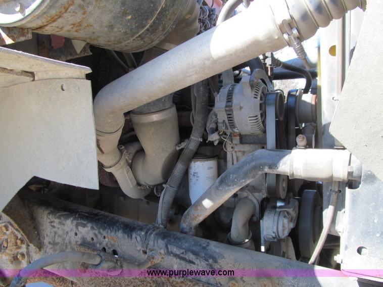 image for item D7242 1997 Ford N7000 dump truck