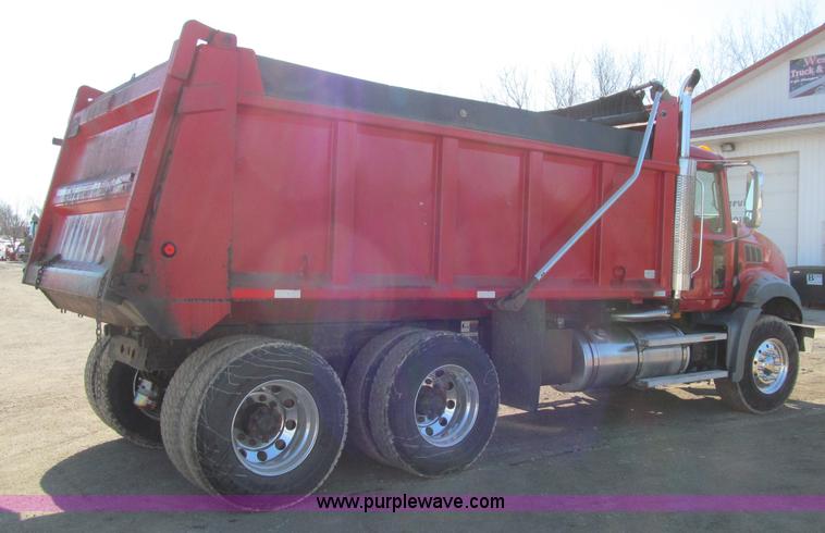 image for item D7244 2007 Mack CT713 Granite tandem axle dump truck