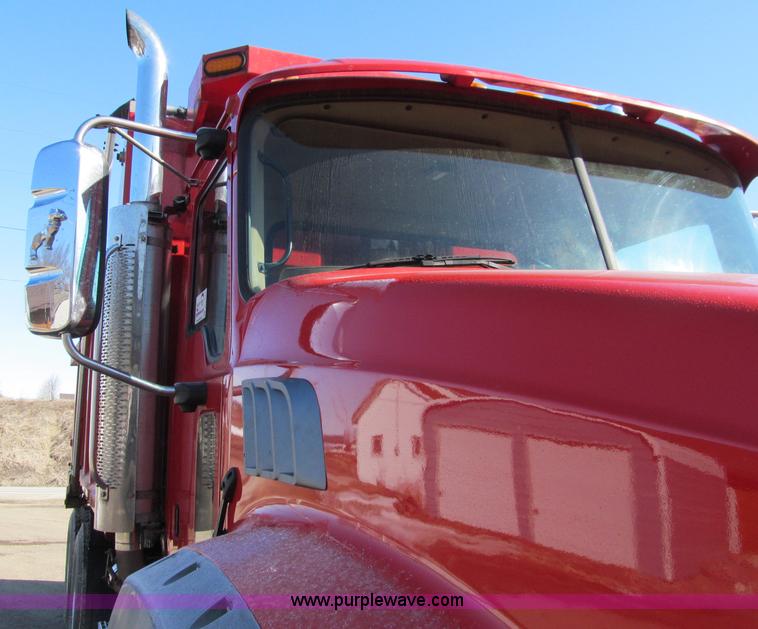 image for item D7244 2007 Mack CT713 Granite tandem axle dump truck