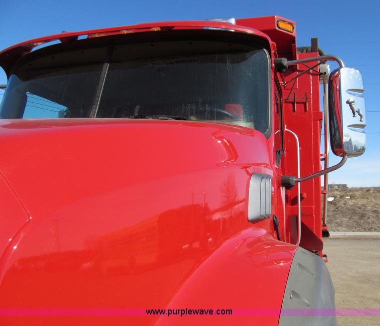 image for item D7244 2007 Mack CT713 Granite tandem axle dump truck