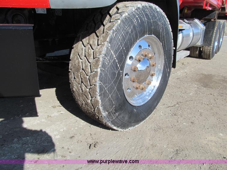 image for item D7244 2007 Mack CT713 Granite tandem axle dump truck