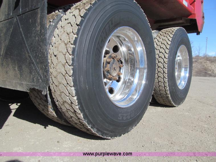 image for item D7244 2007 Mack CT713 Granite tandem axle dump truck