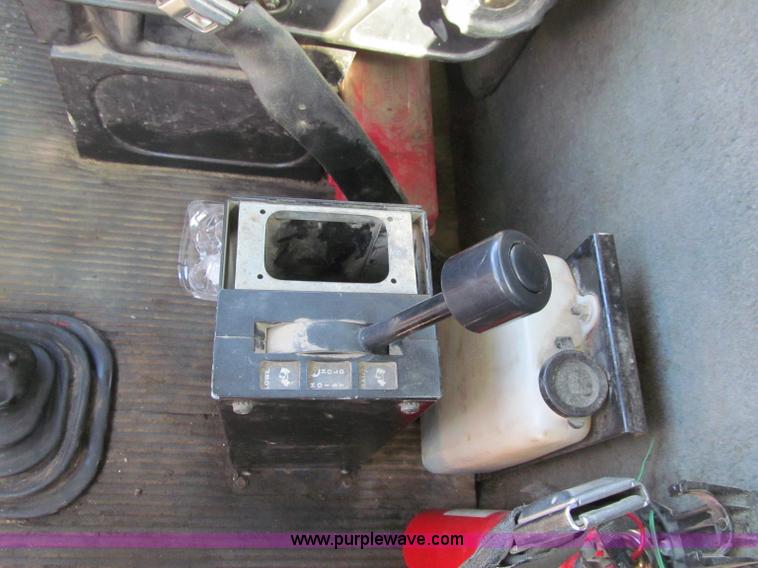 image for item D7248 1993 Ford L9000 Aeromax dump truck