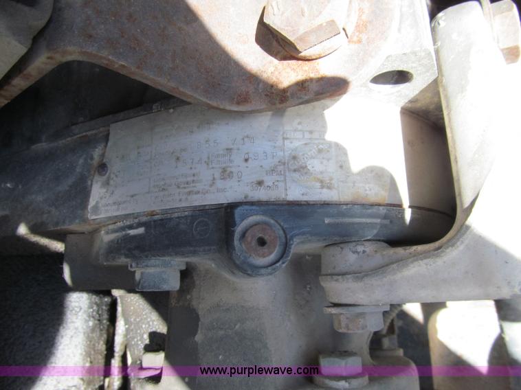 image for item D7248 1993 Ford L9000 Aeromax dump truck