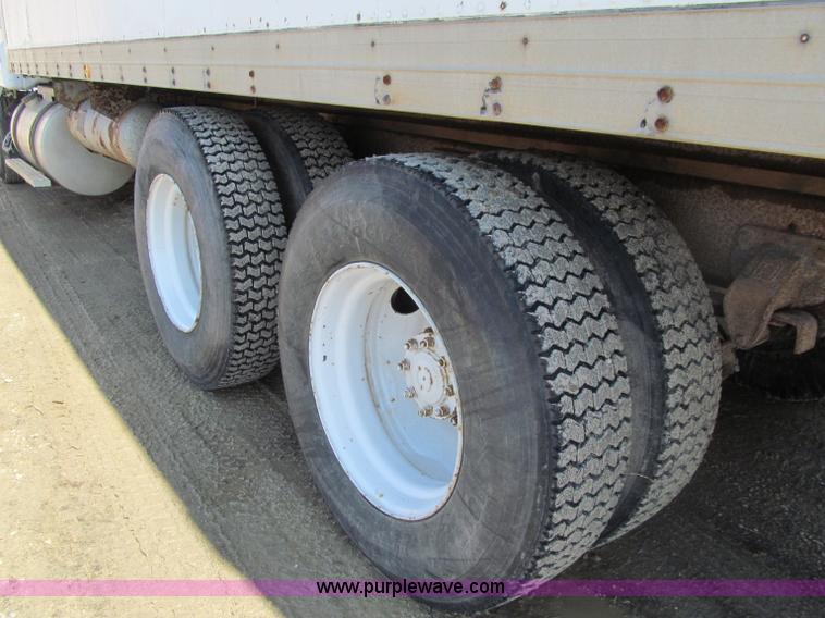 image for item D7249 1990 Ford CL9000 box truck