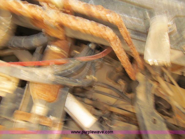 image for item D7249 1990 Ford CL9000 box truck