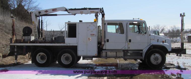 image for item D7250 2003 Freightliner FL80 Crew Cab tandem axle boom truck