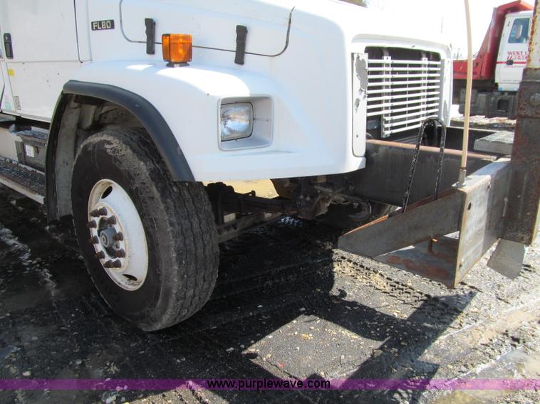 image for item D7250 2003 Freightliner FL80 Crew Cab tandem axle boom truck