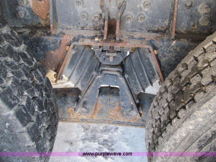 image for item D7250 2003 Freightliner FL80 Crew Cab tandem axle boom truck