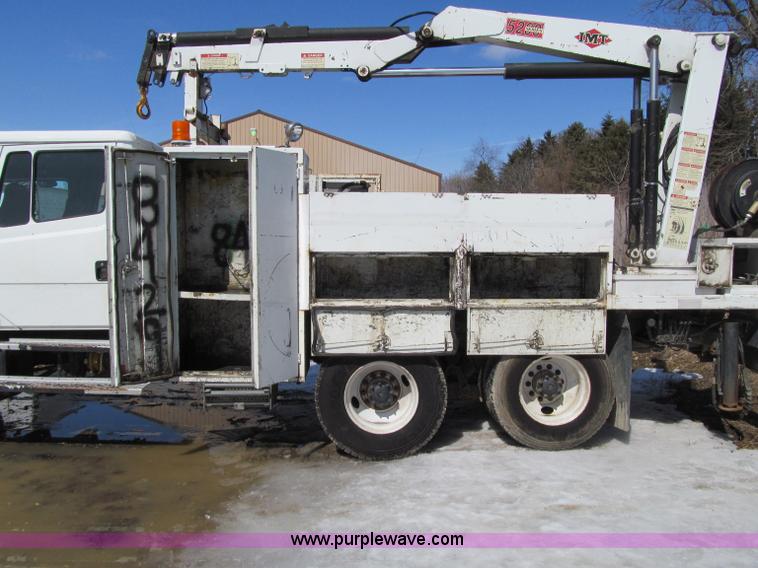 image for item D7250 2003 Freightliner FL80 Crew Cab tandem axle boom truck