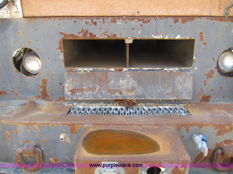 image for item D7250 2003 Freightliner FL80 Crew Cab tandem axle boom truck