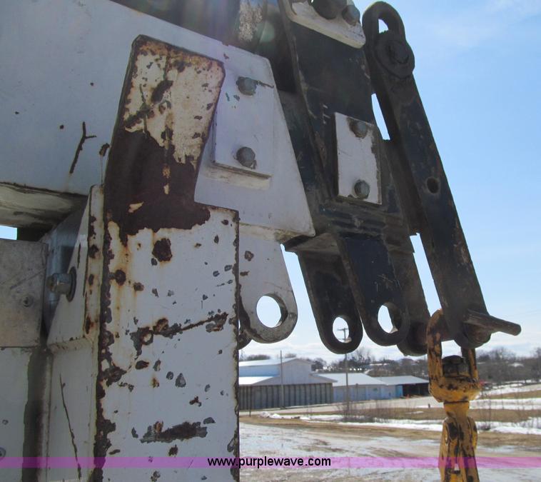 image for item D7250 2003 Freightliner FL80 Crew Cab tandem axle boom truck