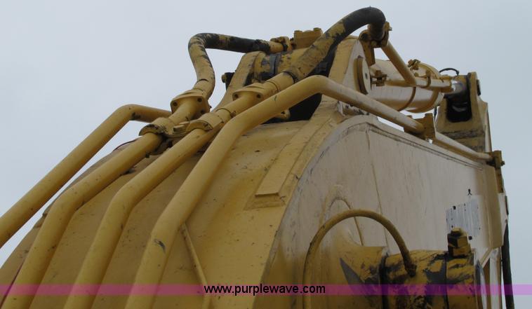 image for item E5020 2000 Komatsu PC300LC-6LE excavator